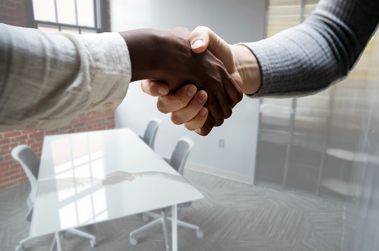 découvrez comment l'employer branding peut attirer, engager et fidéliser les meilleurs talents en valorisant l'image de votre entreprise auprès des candidats et collaborateurs.