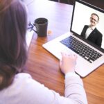 Entretien à distance : conseils pour les commerciaux